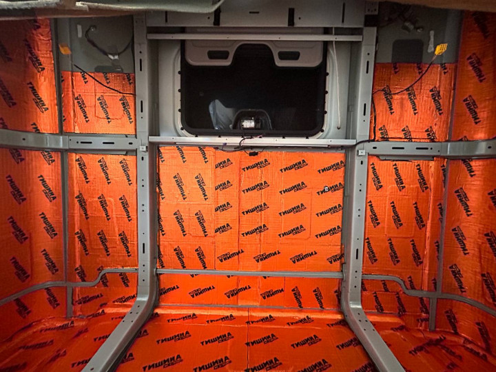 Шумоизоляция автомобиля DAF