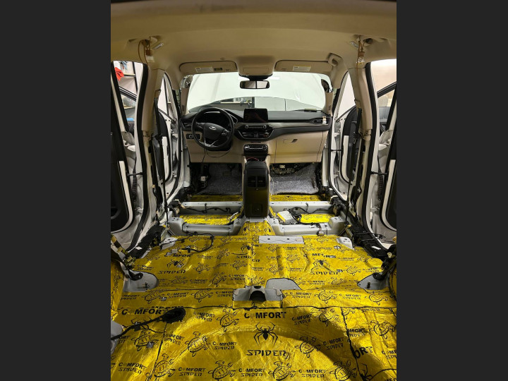 Шумоизоляция автомобиля Ford Escape