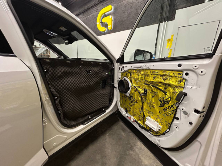 Шумоизоляция автомобиля GAC GS8