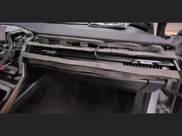 Шумоизоляция автомобиля Geely Atlas 2024