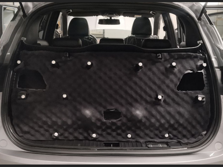 Шумоизоляция автомобиля Geely Coolray