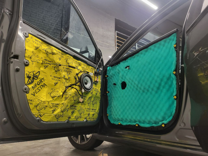 Шумоизоляция автомобиля Geely Emgrand