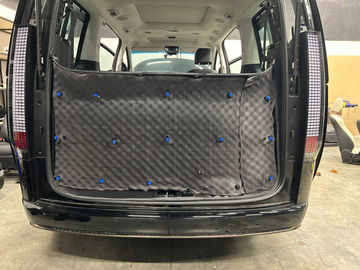 Шумоизоляция автомобиля Hyundai Staria