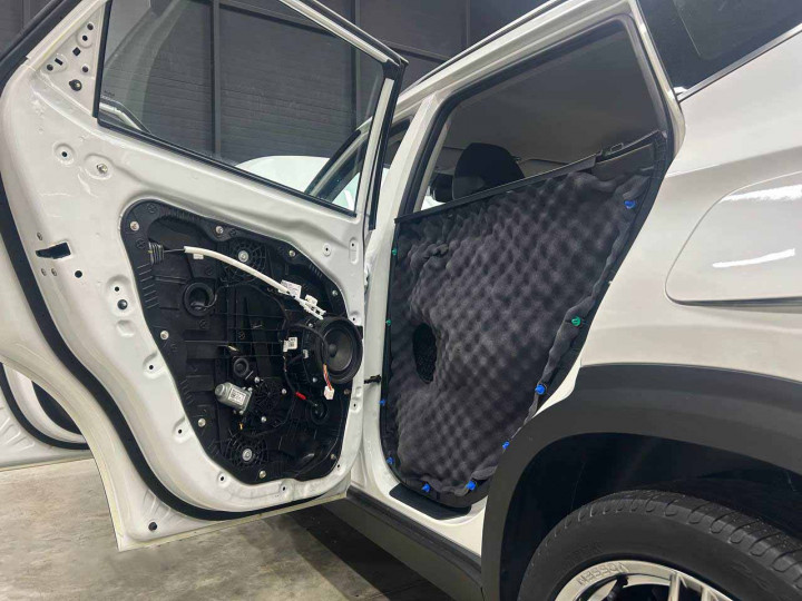 Шумоизоляция автомобиля Kia Seltos