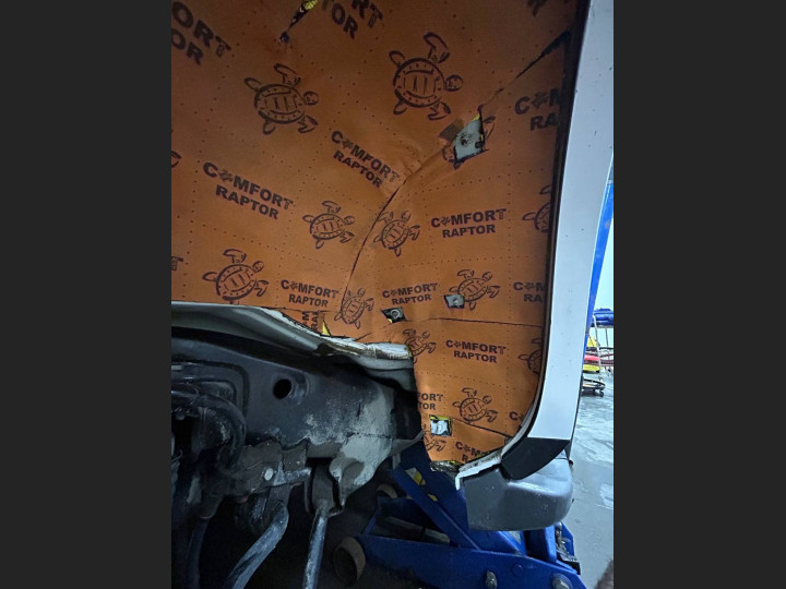 Шумоизоляция автомобиля Kia Mohave
