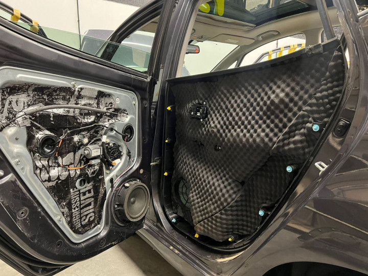 Шумоизоляция автомобиля Kia Venge