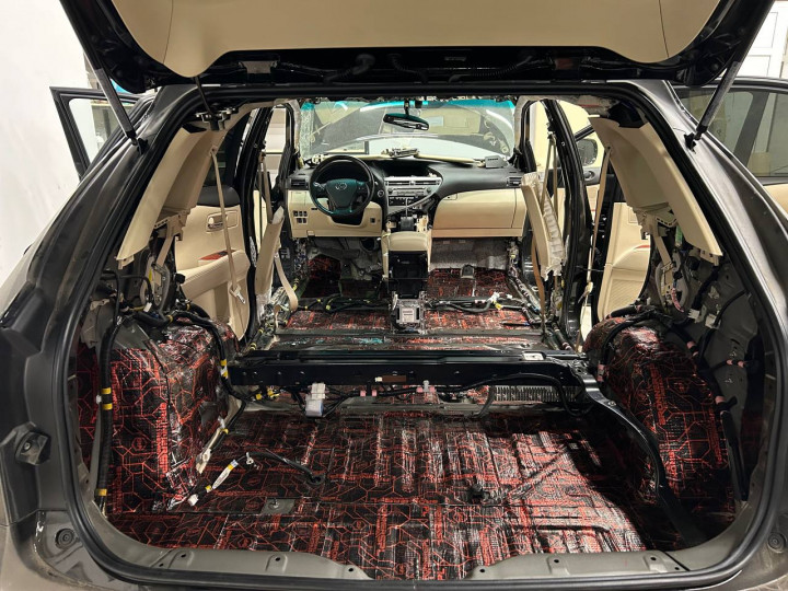 Шумоизоляция автомобиля Lexus RX350