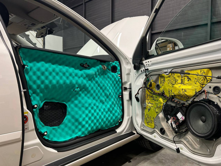 Шумоизоляция автомобиля Skoda Octavia