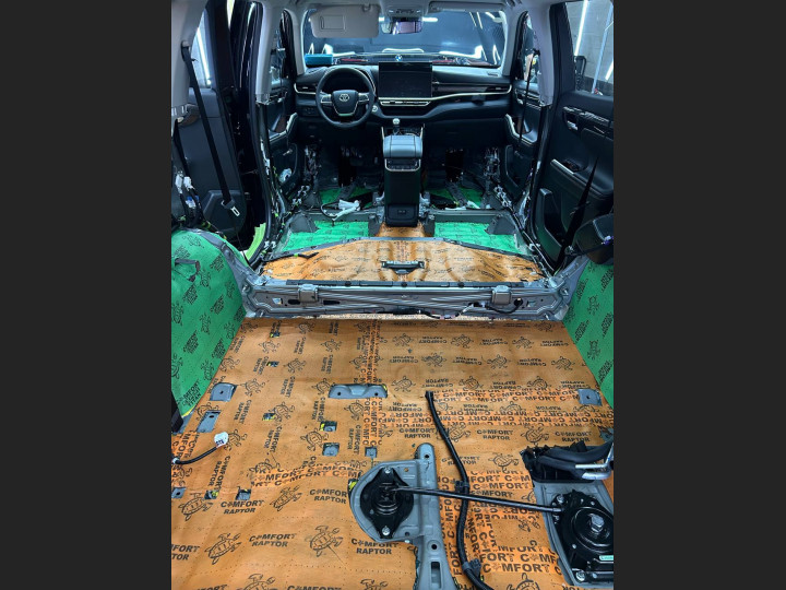 Шумоизоляция автомобиля Toyota Highlander