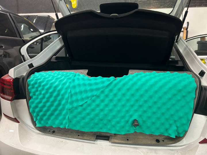 Шумоизоляция автомобиля Volkswagen Polo